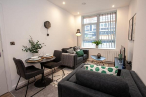 Modern 2 Bedroom Apartment in Bolton